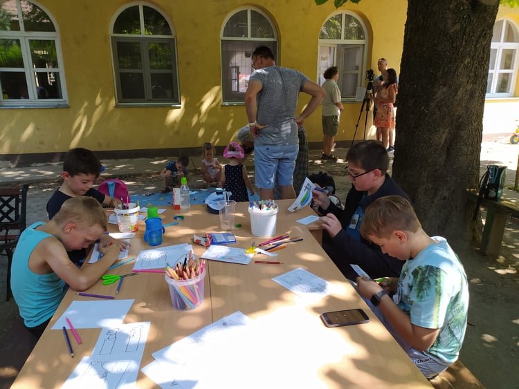 Ifjúsági és Vakációs Bibliahét 72